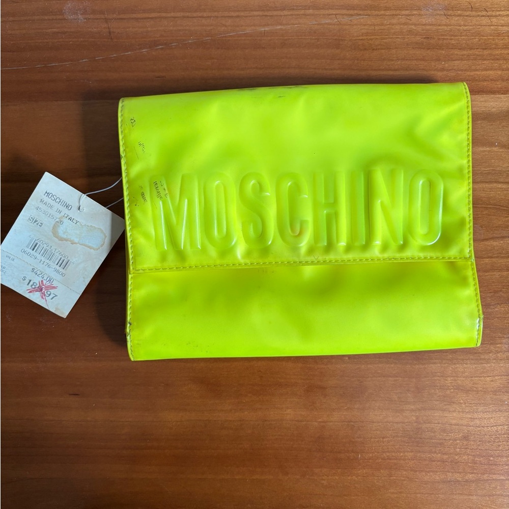 Moschino Clutch Made in Italy